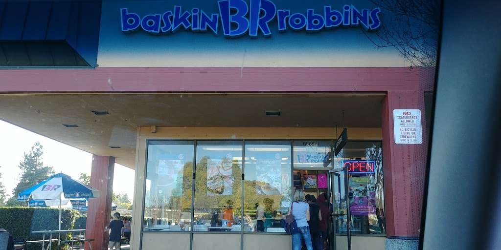 Baskin-Robbins | 6585 Commerce Blvd, Rohnert Park, CA 94928, USA | Phone: (707) 584-8594