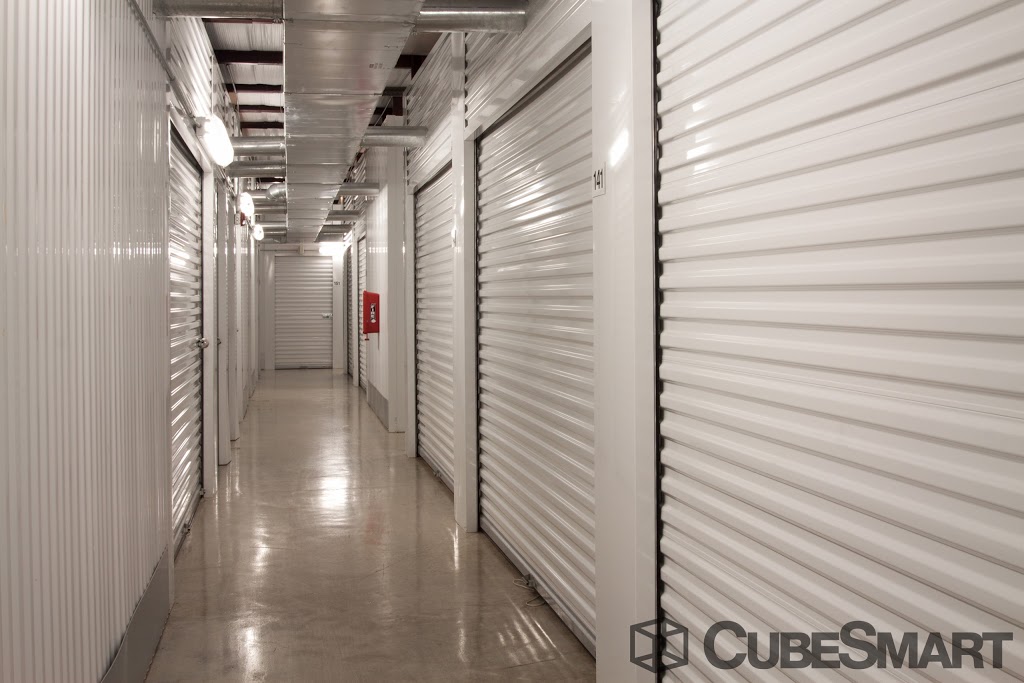 CubeSmart Self Storage | 1919 E Broadway St, Pearland, TX 77581, USA | Phone: (281) 485-5000