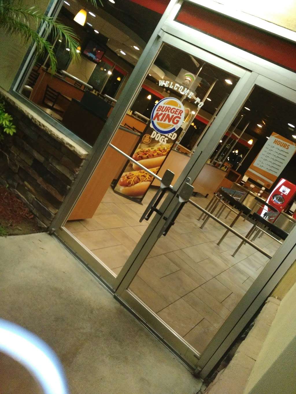 Burger King | 14025 Town Loop Blvd, Orlando, FL 32837, USA | Phone: (407) 858-9199