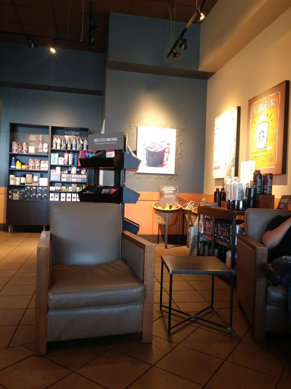 Starbucks | 4830 Wilson Rd #100, Humble, TX 77396, USA | Phone: (281) 441-1206