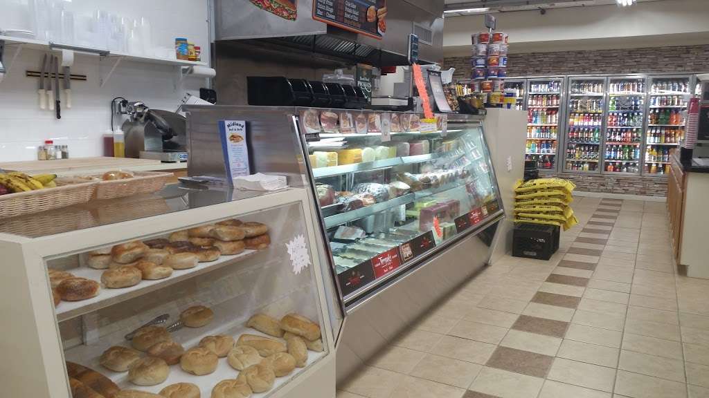 Midland Foodmart Deli & Grill | 369 E Midland Ave, Paramus, NJ 07652, USA | Phone: (201) 483-7131