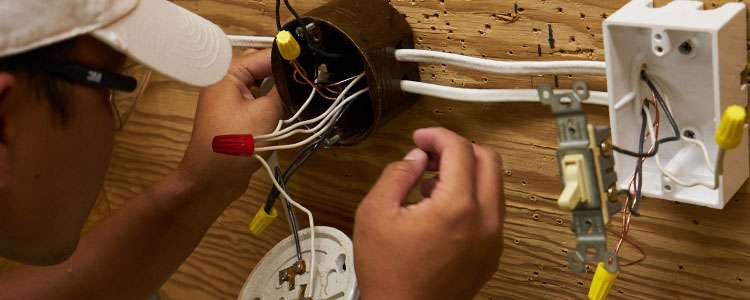 Affordable Residential Electrician | 6435 W Solano Dr S, Glendale, AZ 85301, USA | Phone: (602) 562-5534