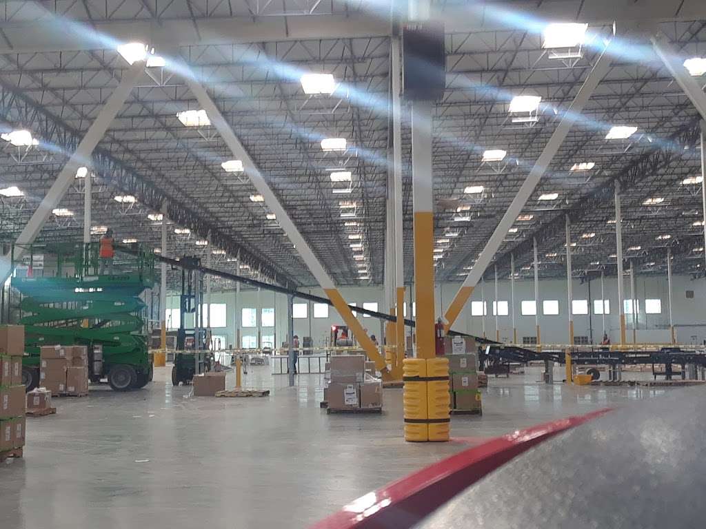 Caleres Inc Distribution Center (CAL 1) | 8985 Merrill Ave, Chino, CA 91710 | Phone: (909) 472-3301