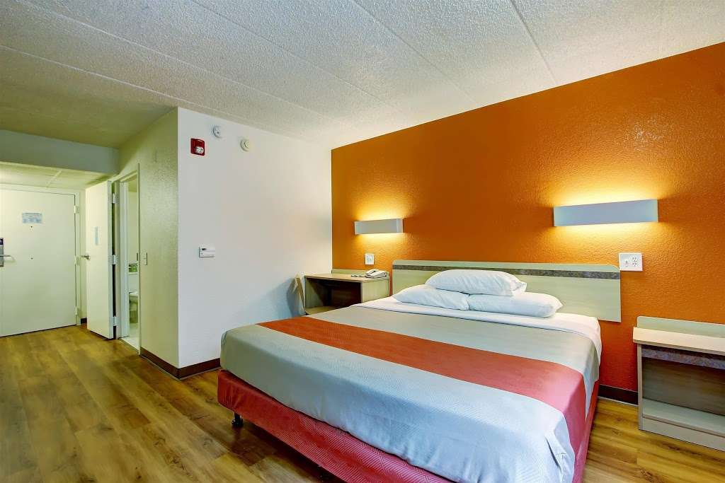 Motel 6 York North | 125 Arsenal Rd, York, PA 17404, USA | Phone: (717) 843-8181