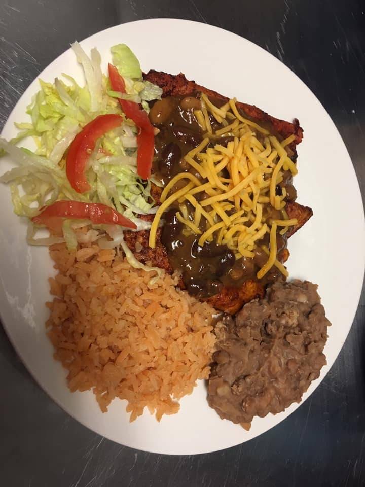 Mi Rincóncito Café | 3301 Chacota St, Laredo, TX 78046 | Phone: (956) 704-5511