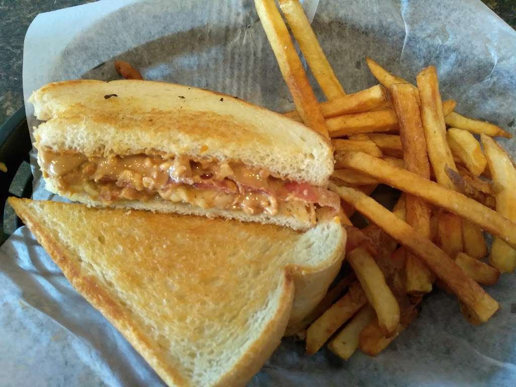 Steves Grilled Cheese and Quesadilla Company | 27 John F Kennedy Blvd, Sea Isle City, NJ 08243, USA | Phone: (609) 478-2370