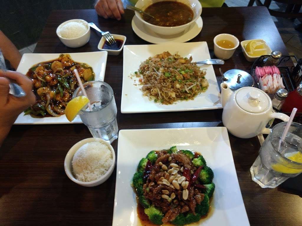 Jade Garden Chinese Cuisine | 2640 League City Pkwy, League City, TX 77573, USA | Phone: (281) 538-9538