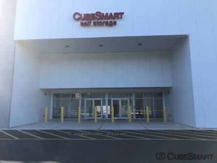 CubeSmart Self Storage | 2004 Edison Ave, Jacksonville, FL 32204, USA | Phone: (904) 323-3533