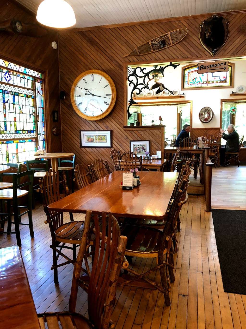Bear Creek Cafe | 98 White Haven Rd, Bear Creek Village, PA 18602, USA | Phone: (570) 472-2299