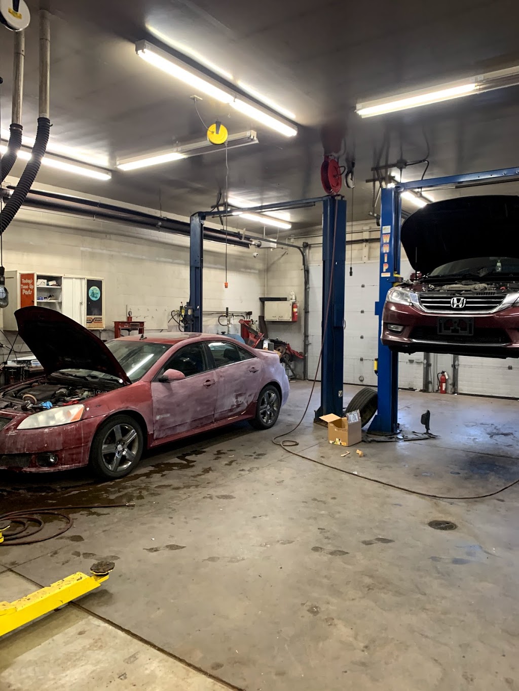 Mt Healthy Auto Repair | 1432 Compton Rd, Cincinnati, OH 45231, USA | Phone: (513) 522-9555