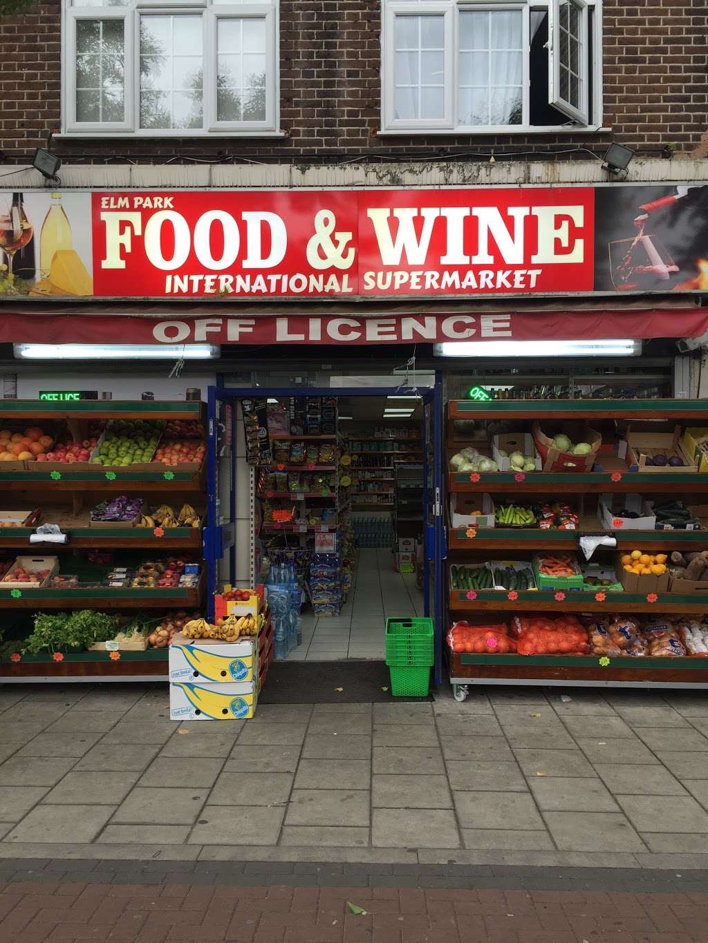 Elm Park Food and Wine Delivery | 9 Broadway Parade, Romford, Hornchurch RM12 4RS, UK | Phone: 07778 630751