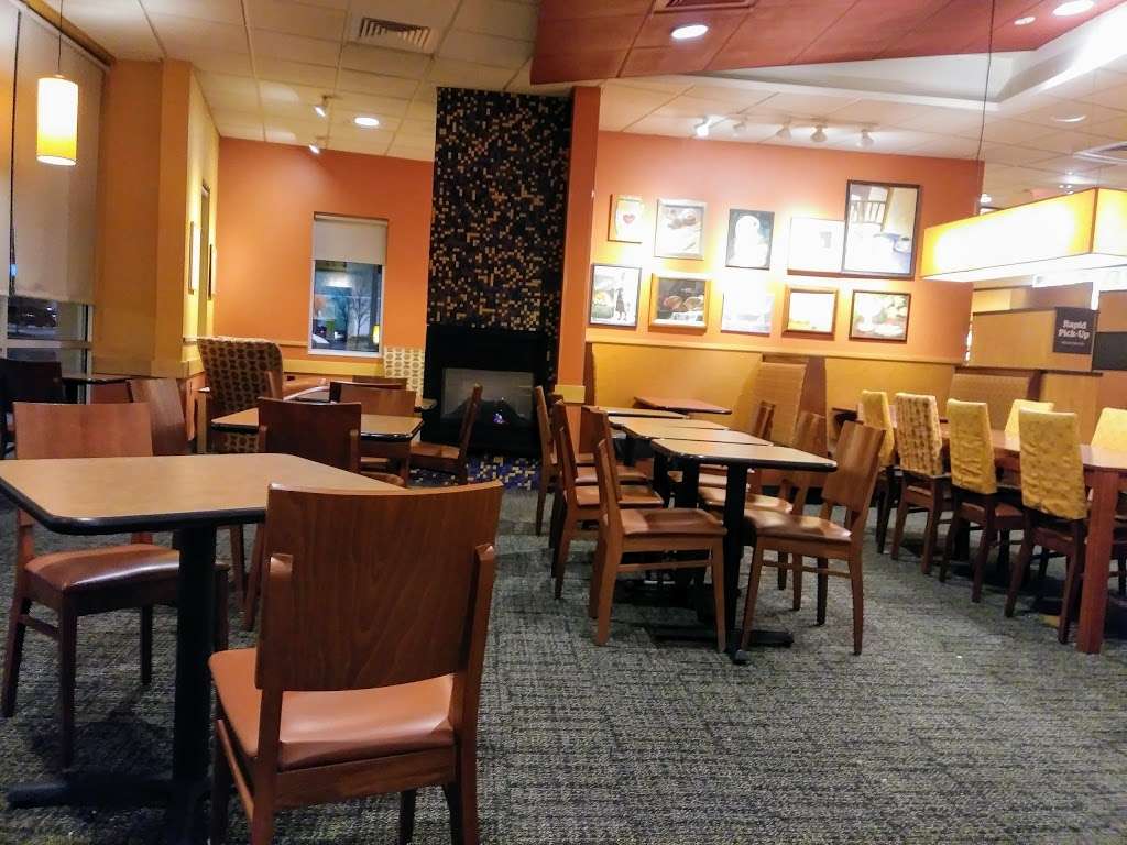 Panera Bread | 979 Norland Ave, Chambersburg, PA 17201, USA | Phone: (717) 263-6905