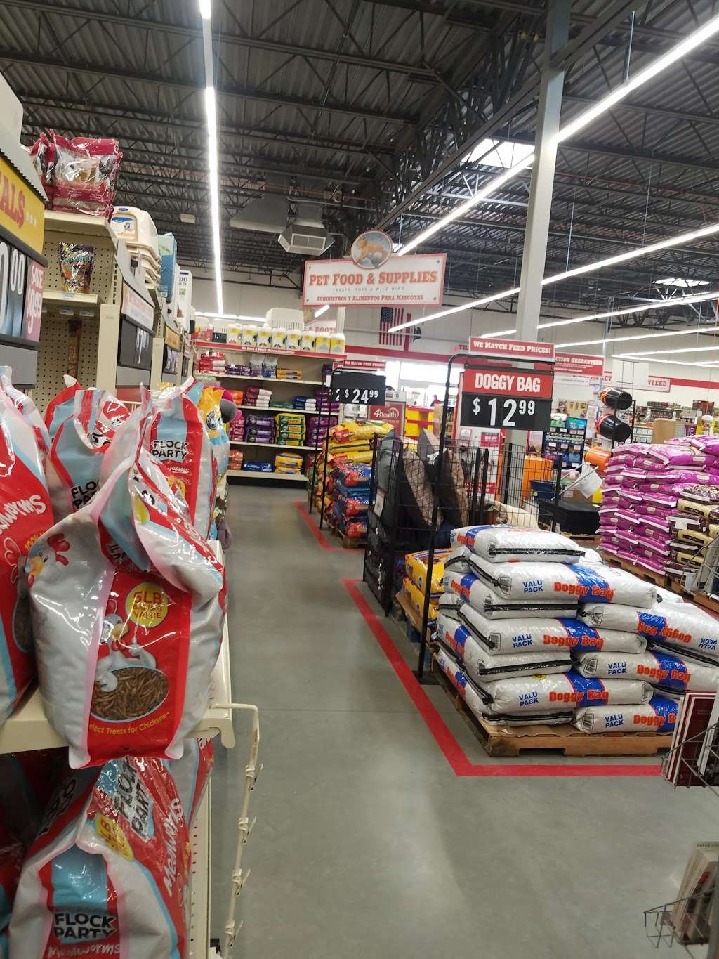 Tractor Supply Co. | 12543 Main St, Hesperia, CA 92345 | Phone: (760) 949-1133