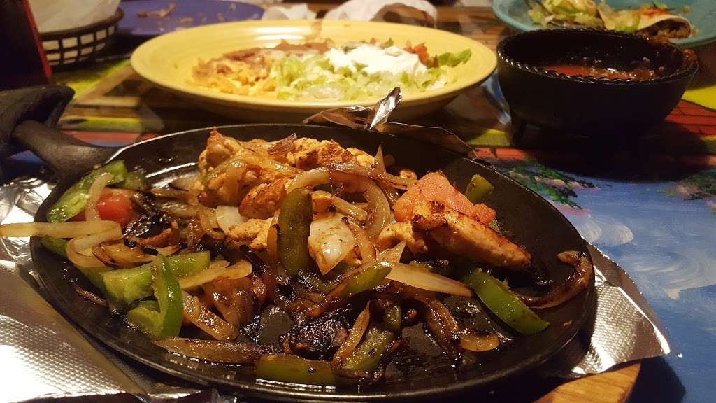 Los Aztecas Mexican Restaurant | 8475 Charlotte Hwy, Indian Land, South Carolina, SC 29707, USA | Phone: (803) 548-6537