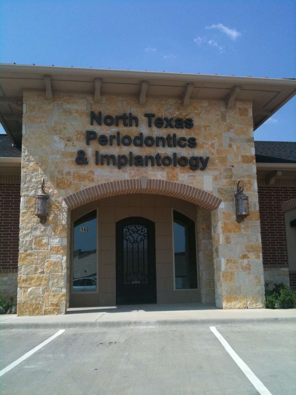 North Texas Periodontics & Implantology | 1428 W Hebron Pkwy #140, Carrollton, TX 75010, USA | Phone: (972) 394-1234