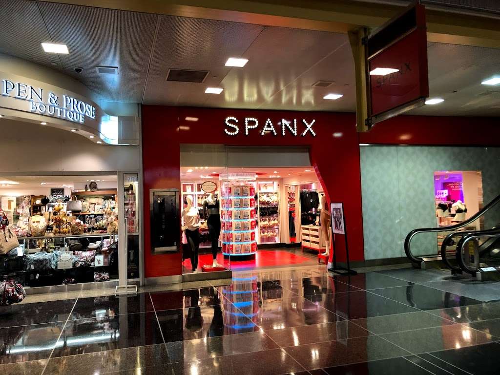 SPANX - Ronald Reagan Washington National Airport, Arlington