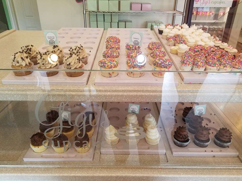 Gigis Cupcakes | 4747 Research Forest Dr Suite 150, The Woodlands, TX 77381, USA | Phone: (281) 651-5637