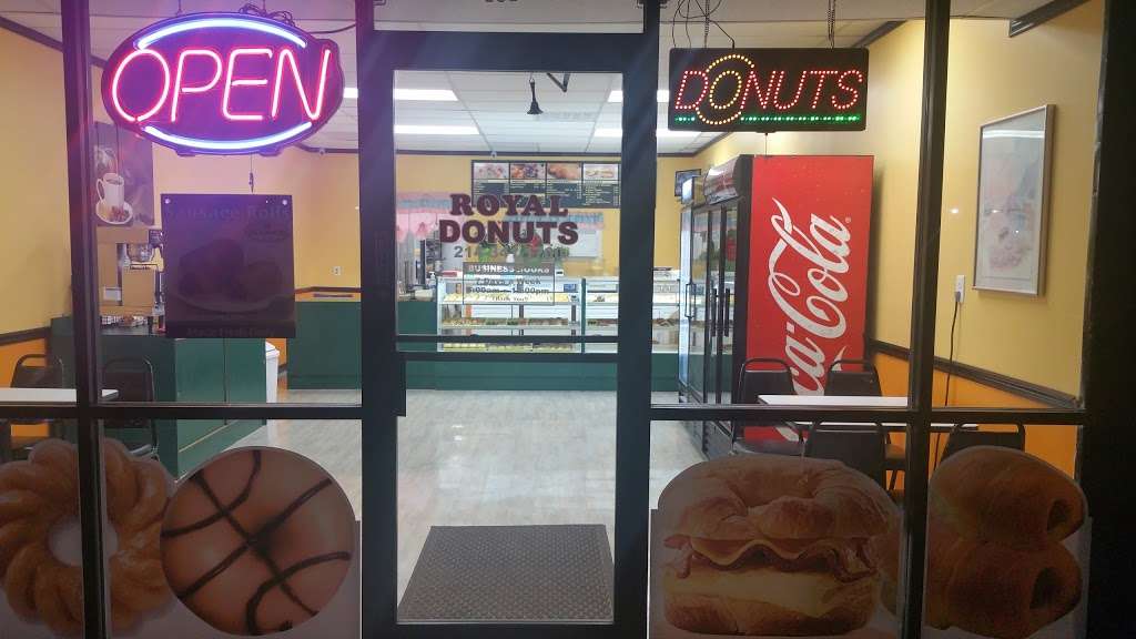 Royal Donuts | 10725 Audelia Rd #101, Dallas, TX 75238, USA | Phone: (214) 341-1700