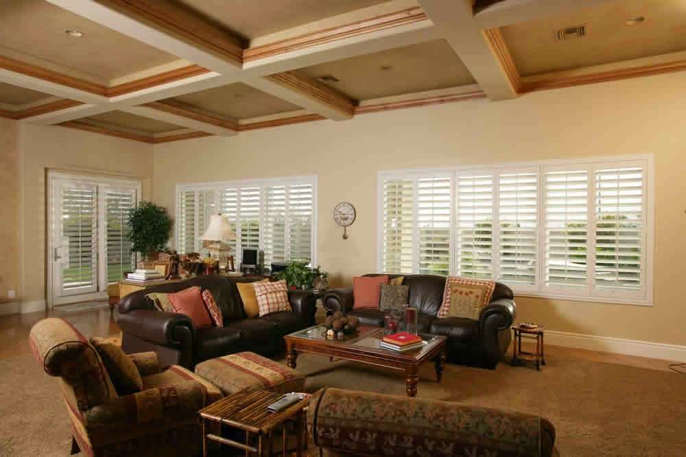 Signature Shutters of Houston | 3732 Armand Dr, Dickinson, TX 77539 | Phone: (832) 404-2400