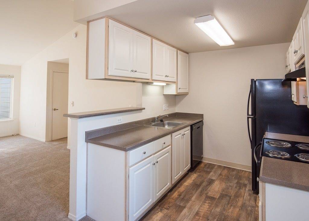 Hathaway Court Apartments | 29501 SW Meadows Loop, Wilsonville, OR 97070, USA | Phone: (844) 601-4107