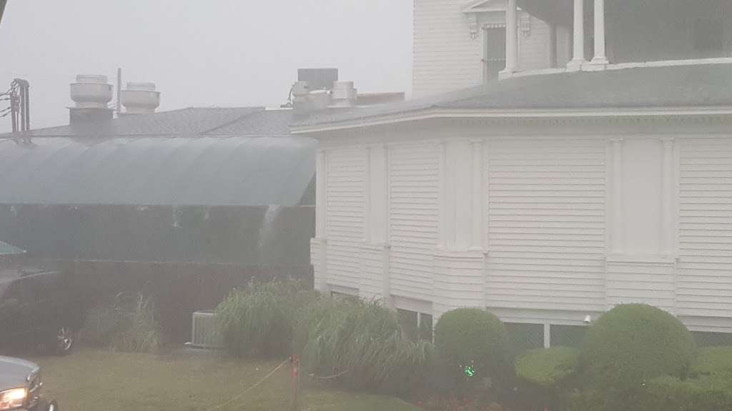 Atlantic View Inn | 20 Woodland Ave, Avon-By-The-Sea, NJ 07717, USA | Phone: (732) 774-8505