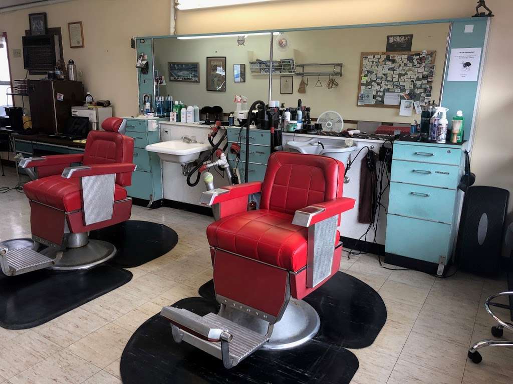 Joes Barber Shop | 1, 4027, 5000 W Elm St, McHenry, IL 60050, USA | Phone: (815) 385-7131