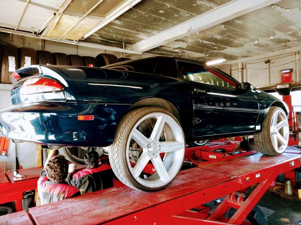 Auto Center Tire Shop | 1730 W 10th St, Antioch, CA 94509, USA | Phone: (925) 777-1117