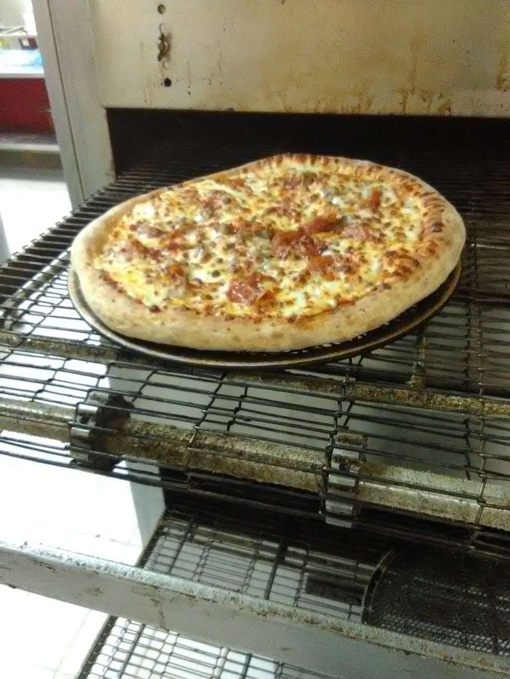 Papa Johns Pizza | 601 S Dixie Fwy, New Smyrna Beach, FL 32168 | Phone: (386) 426-7272