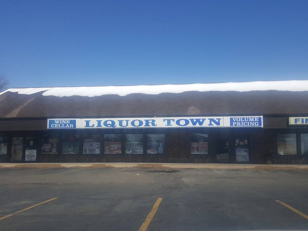 Liquor Town | 5276 Williamsburg Way, Fitchburg, WI 53719, USA | Phone: (608) 665-3808