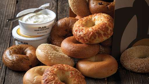 Einstein Bros. Bagels | 1443 Peterson Rd, Libertyville, IL 60048, USA | Phone: (847) 549-9888