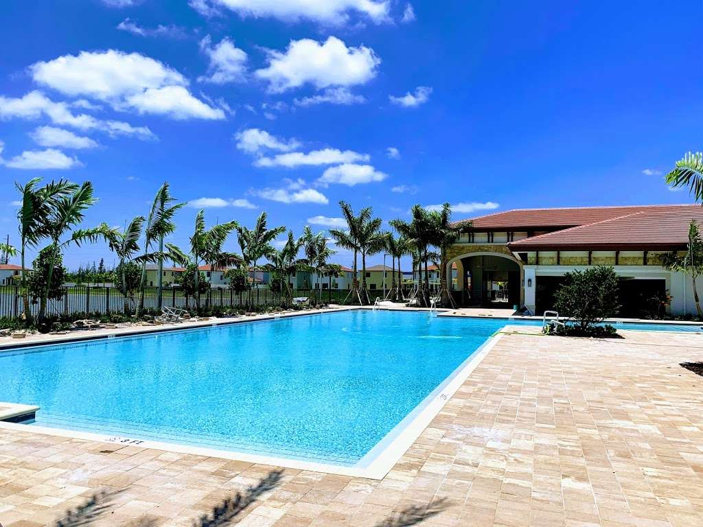 Aquabella Clubhouse | Hialeah, FL 33018, USA