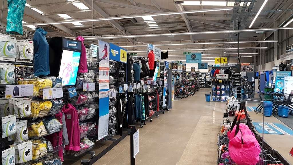 Decathlon Harlow | The Queensgate Centre, Edinburgh Way, Harlow CM20 2DA, UK | Phone: 01279 418299