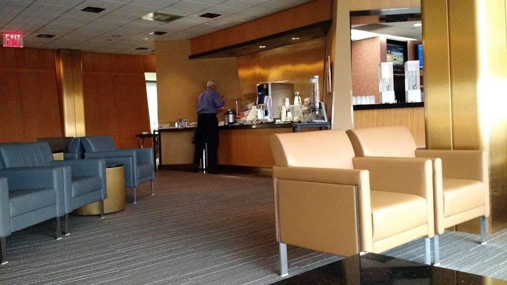 Admirals Club American Airlines | Terminal A, Newark, NJ 07114, USA | Phone: (862) 505-1326