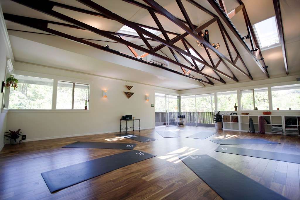 Atma Yoga | 99 Brookwood Rd, Orinda, CA 94563, USA | Phone: (925) 317-3302