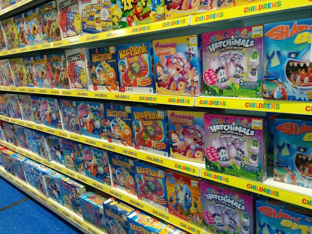 Smyths Toys Superstores | 1, Epping Forest Shopping Park Langston Road Loughton IG10 3UE GB, Langston Rd, Loughton IG10 3UE, UK | Phone: 020 8502 2421