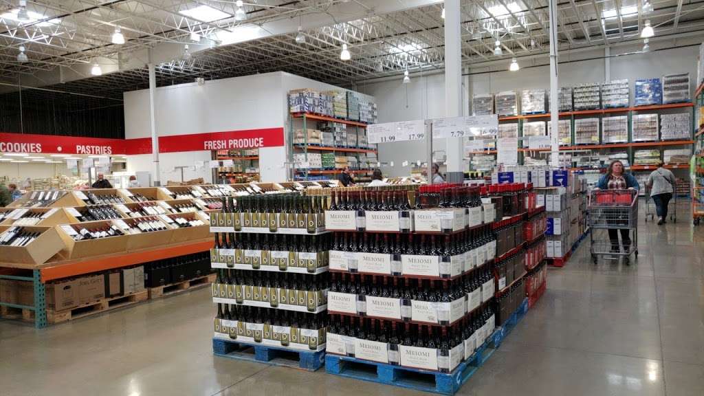 Costco Wholesale | 9915 W 159th St, Orland Park, IL 60467, USA | Phone: (708) 645-5336