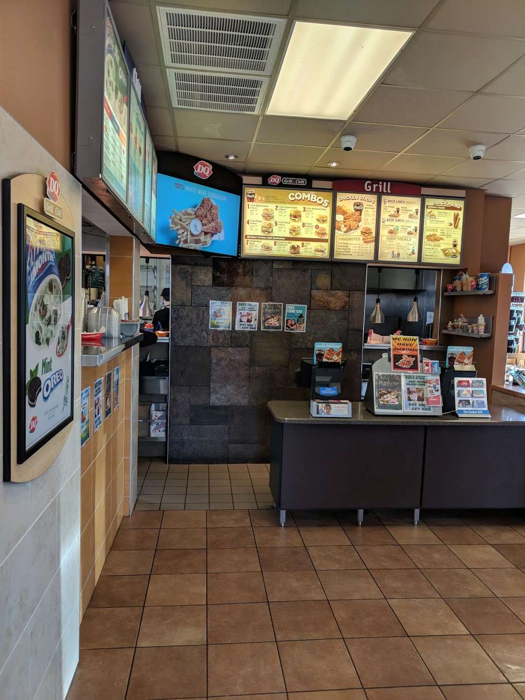 Dairy Queen Grill & Chill | 30075 Three Notch Rd, Charlotte Hall, MD 20622 | Phone: (301) 884-2100