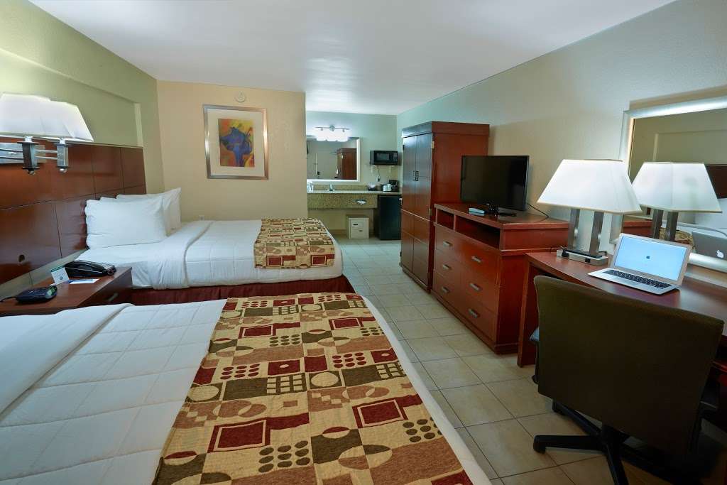 Flamingo Express Hotel | 2265 E Irlo Bronson Memorial Hwy, Kissimmee, FL 34744, USA | Phone: (407) 846-8481