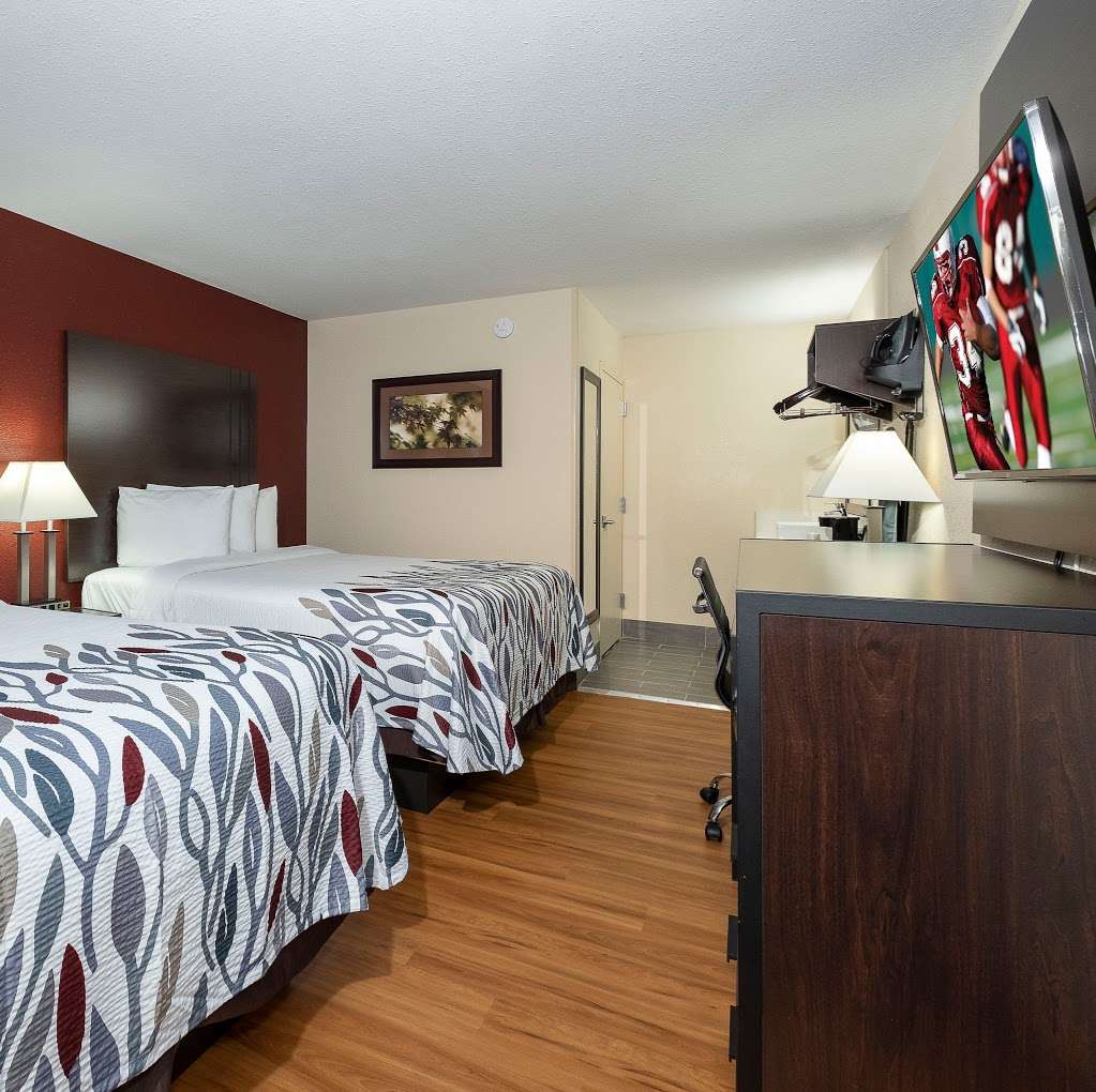 Red Roof Inn Freehold | 4089 U.S. 9, Freehold Township, NJ 07728 | Phone: (732) 462-3450
