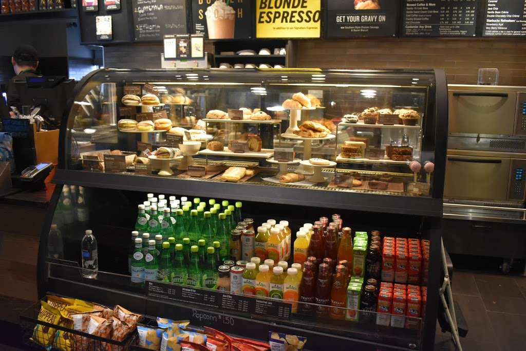 Starbucks | 5550 Lafayette Rd, Indianapolis, IN 46254, USA | Phone: (317) 328-0247