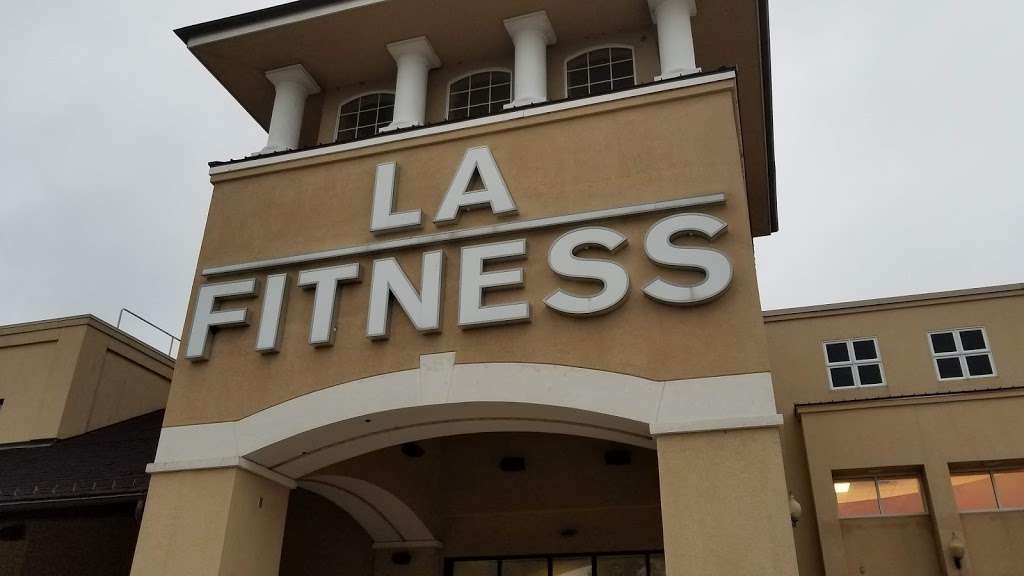 LA Fitness | 4300 Dearborn Cir, Mt Laurel, NJ 08054, USA | Phone: (856) 638-0419