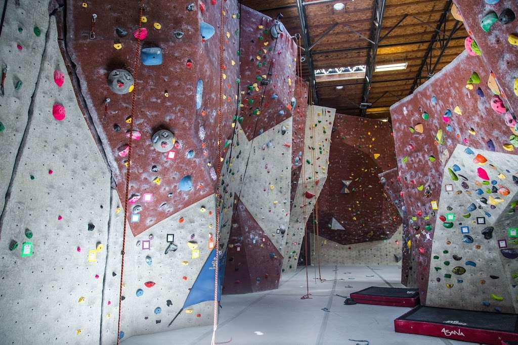 Rock Fitness Climbing Gym | 24305 Prielipp Rd #107, Wildomar, CA 92595, USA | Phone: (951) 677-1122