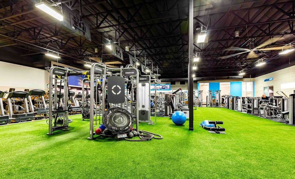 EōS Fitness | 7000 E Mayo Blvd Bldg 13, Phoenix, AZ 85054, USA | Phone: (480) 542-2754