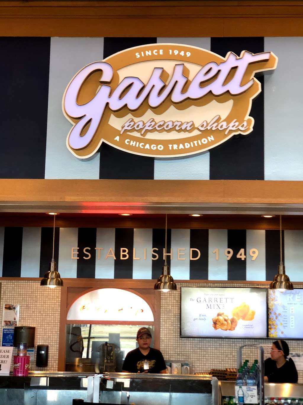 Garrett Popcorn Shops | Terminal B, 2141 South International Pkwy b27, DFW Airport, TX 75261, USA | Phone: (888) 476-7267