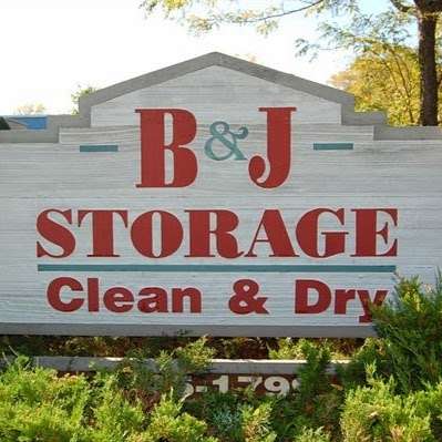 B & J Storage - Delavan/Lake Geneva | 5013 WI-50, Delavan, WI 53115, USA | Phone: (262) 245-5999