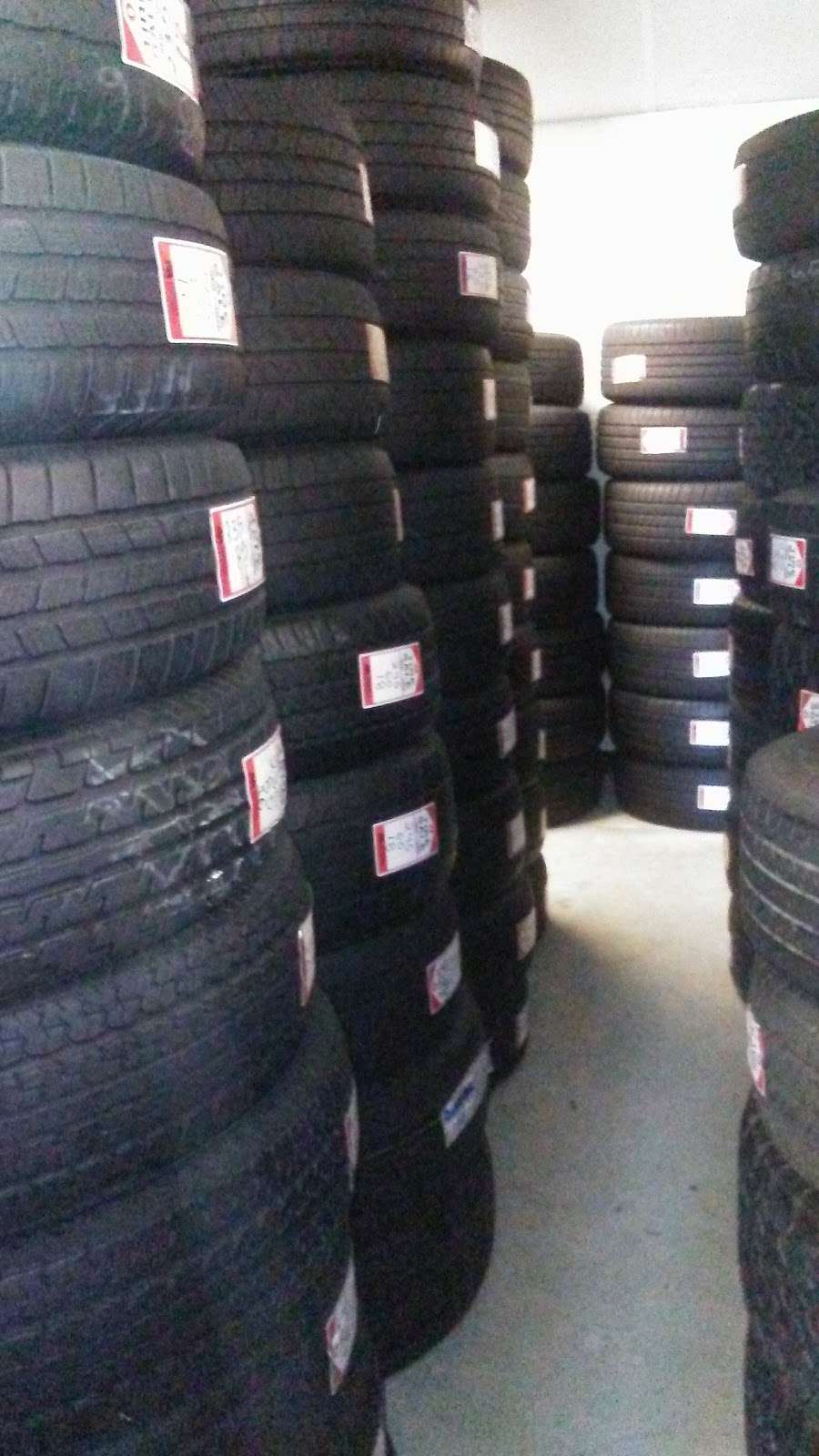 A&A Tire Shop | 10210 Grant Rd, Houston, TX 77070, USA | Phone: (832) 503-3597