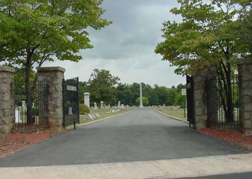 Greenwood Cemetery | 607 McKnight St, Belmont, NC 28012, USA