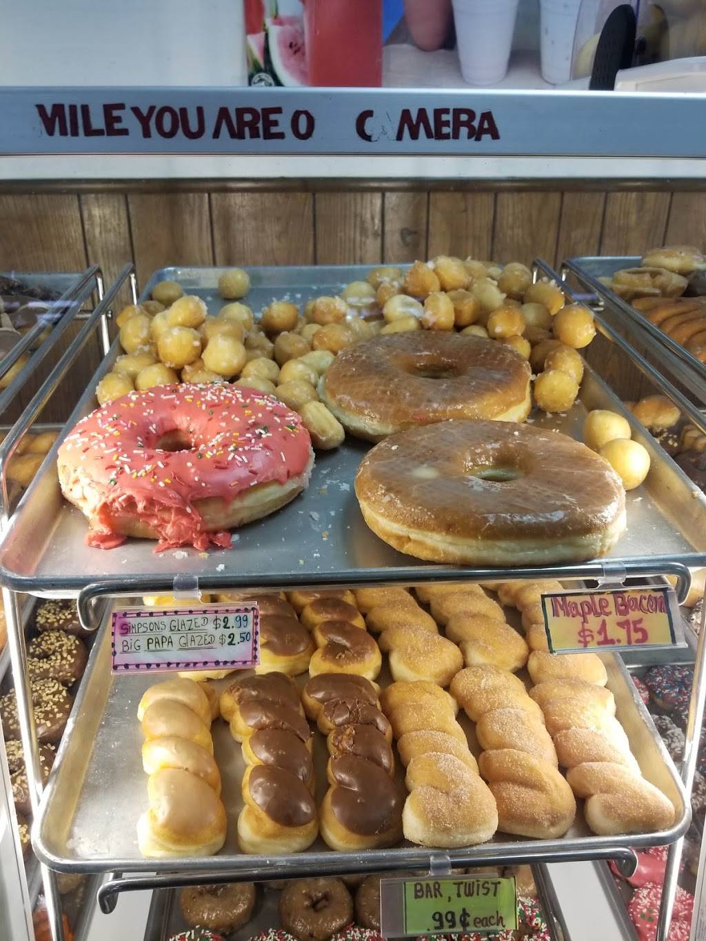 Moreno Family Donuts | 24541 Alessandro Blvd, Moreno Valley, CA 92553, USA | Phone: (951) 247-2613