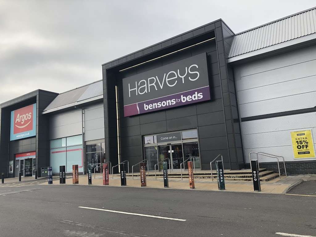 Harveys Furniture Crawley | County Oak Retail Park, 2B London Rd, Crawley RH11 7XN, UK | Phone: 01293 543565