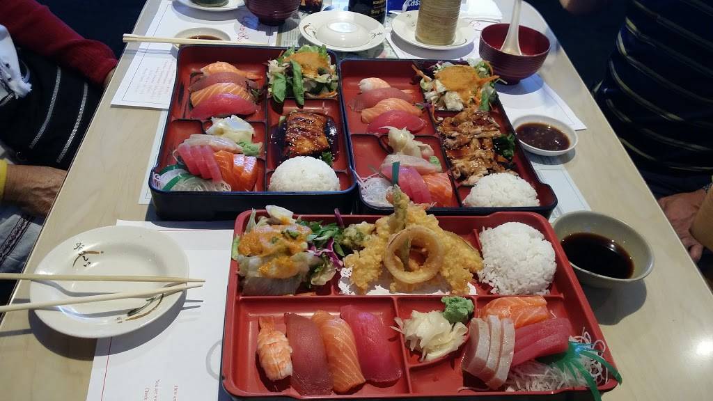 Sushi Umi | 3135 S Hacienda Blvd #6304, Hacienda Heights, CA 91745, USA | Phone: (626) 898-6548